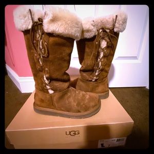 Ugg upside sheepskin Suede brown lace up boots 7